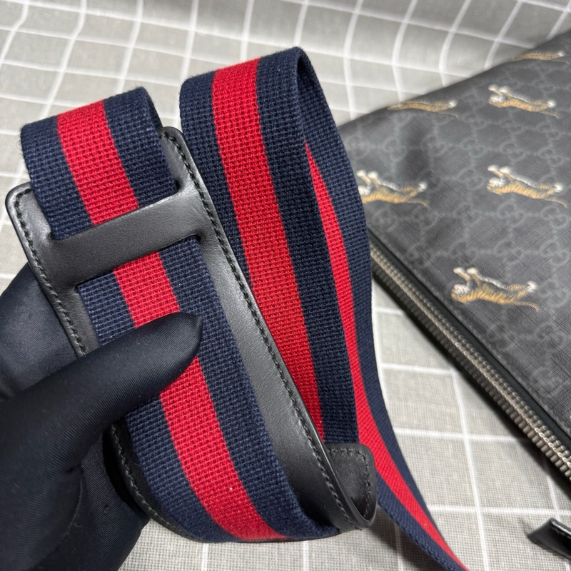 Gucci 古馳 男士斜挎包 附件:無-6