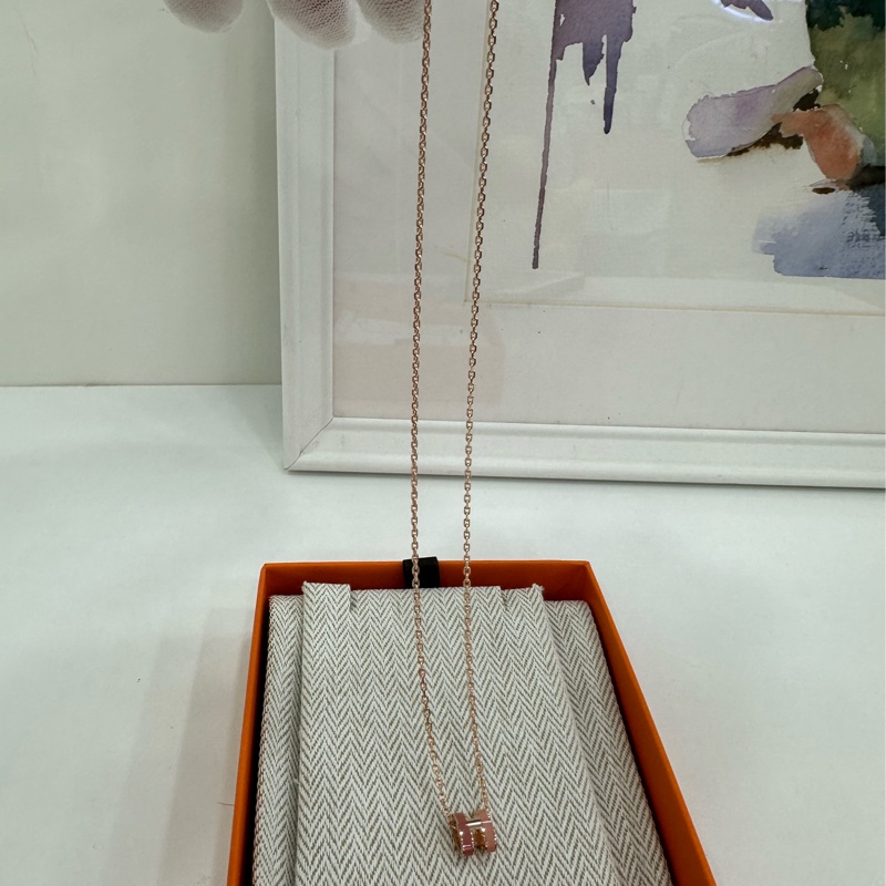 HERMES愛馬仕Pop mini H新款項鍊雙拼色 溫柔又氣質的配色 非常火爆款 25年編碼 全新-4