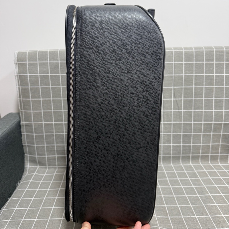 LouisVuitton 路易威登 旅行箱 無附件 成色如圖-3