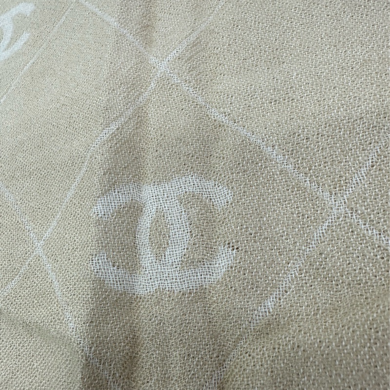 Chanel 香奈兒25p圍巾米色披肩圍巾 140*140 閒置未使用過-3