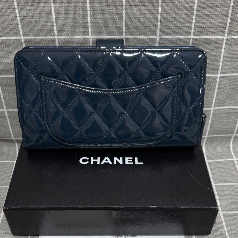 香奈兒 chanel 漆皮錢包 17開 成色OK 包型板正 內里乾淨 底長19-1