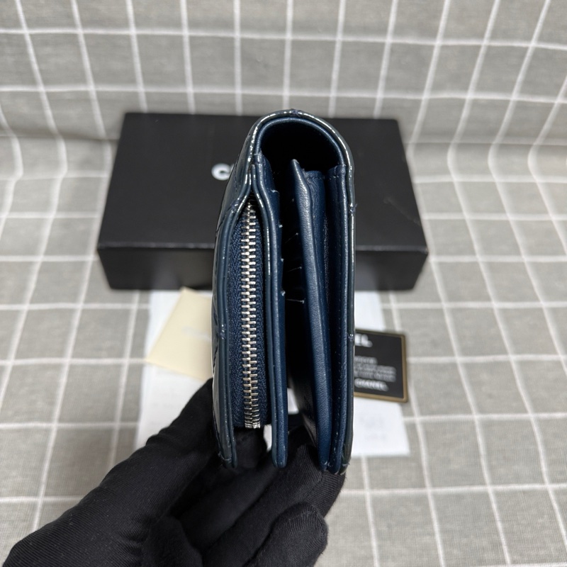 香奈兒 chanel 漆皮錢包 17開 成色OK 包型板正 內里乾淨 底長19-3