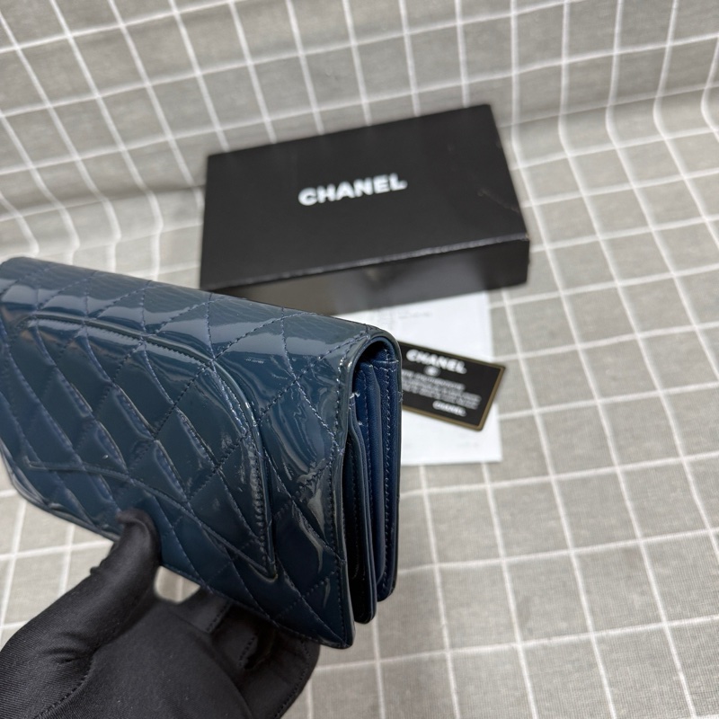香奈兒 chanel 漆皮錢包 17開 成色OK 包型板正 內里乾淨 底長19-8