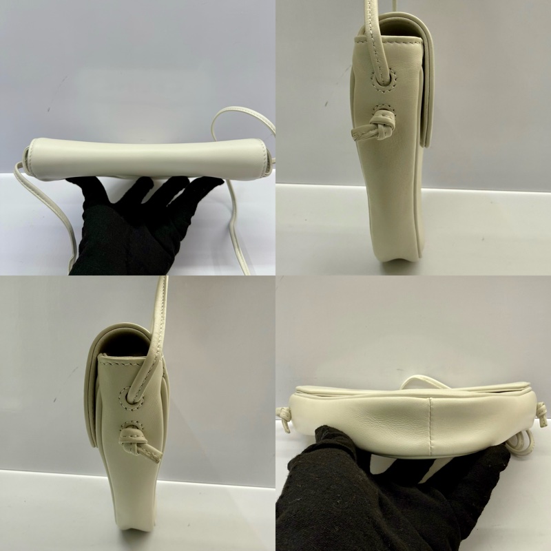 賽琳 CELINE 白色三角形斜/肩背包195903DCS.01BC-3