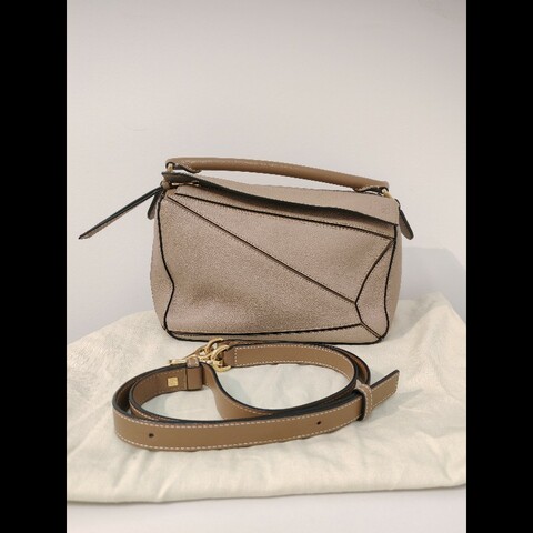 Loewe small puzzle sand