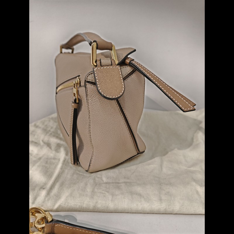 Loewe small puzzle sand-3