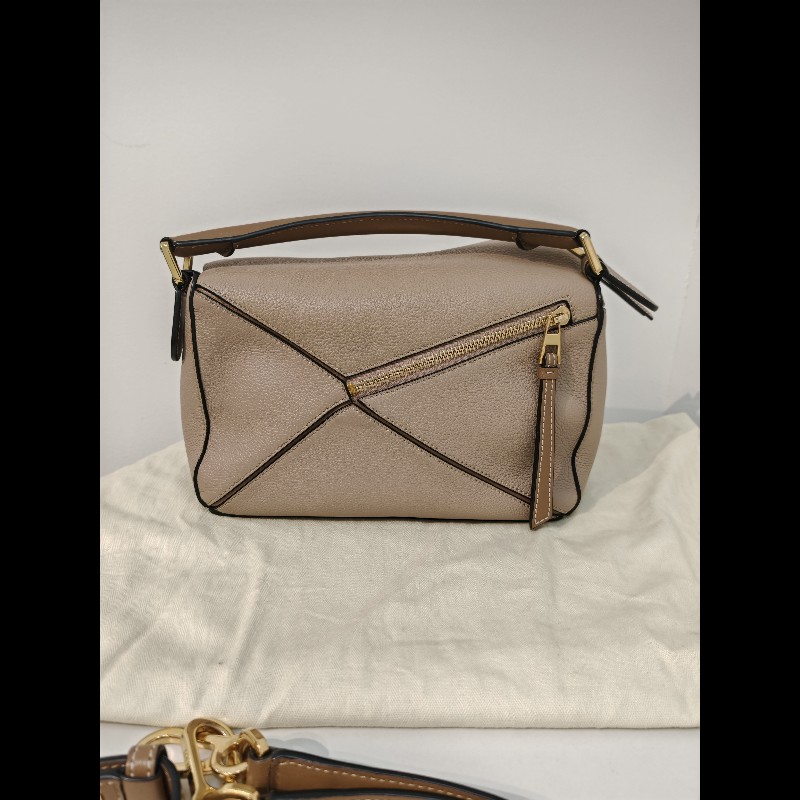 Loewe small puzzle sand-4