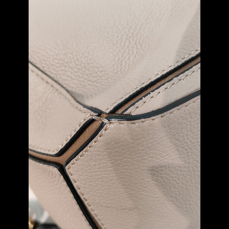 Loewe small puzzle sand-7