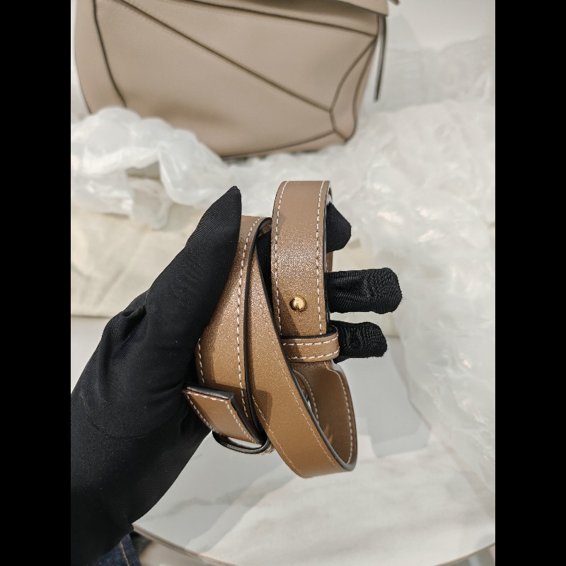 Loewe small puzzle sand-20