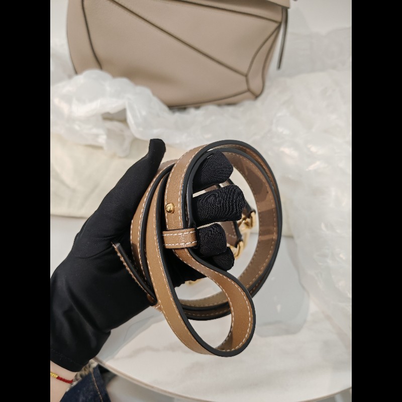 Loewe small puzzle sand-21