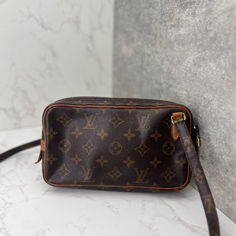 香緹國際精品 892 迪士尼相機包