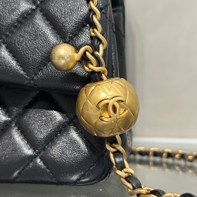 CHANEL 經典口蓋包 Mini CF20 - 金球黑金-10