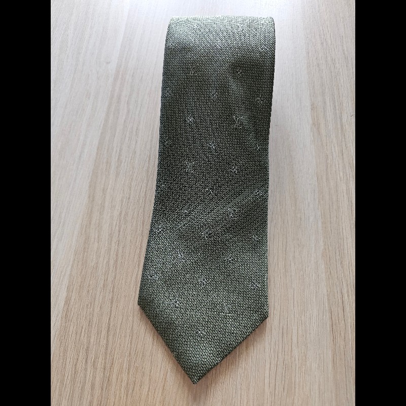 Louis Vuitton LV老花領帶 灰綠色 100% Silk Made in Italy-1