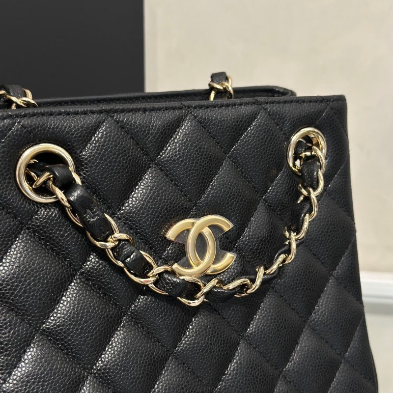 CHANEL Mini tote粒面牛皮水桶包 - 黑金-6