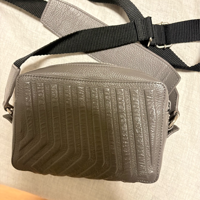 balenciaga斜背包-7