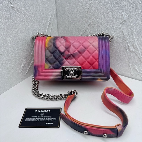 Chanel香奈兒Leboy小號15S走秀款彩色羊皮暈染塗鴉單肩斜挎鏈條包，尺寸20*13*6cm，附件：保卡