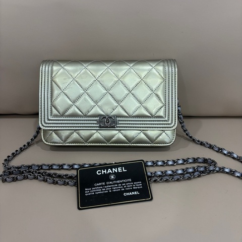 香奈兒 CHANEL leboy woc 漆皮銀扣鏈條包 經典菱格紋 底長19cm 原始成色