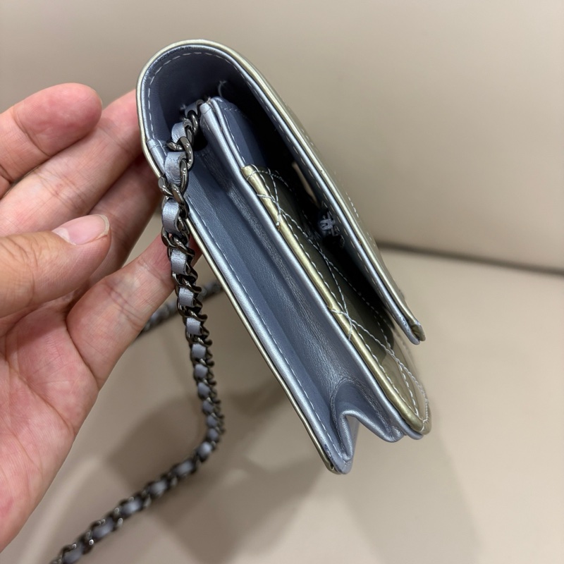 香奈兒 CHANEL leboy woc 漆皮銀扣鏈條包 經典菱格紋 底長19cm 原始成色-2