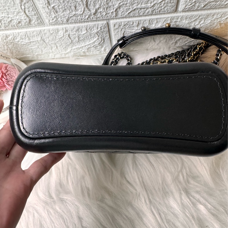 流浪包小仿舊小牛皮、光滑小牛皮、金色、銀色及鍍釘金屬-12