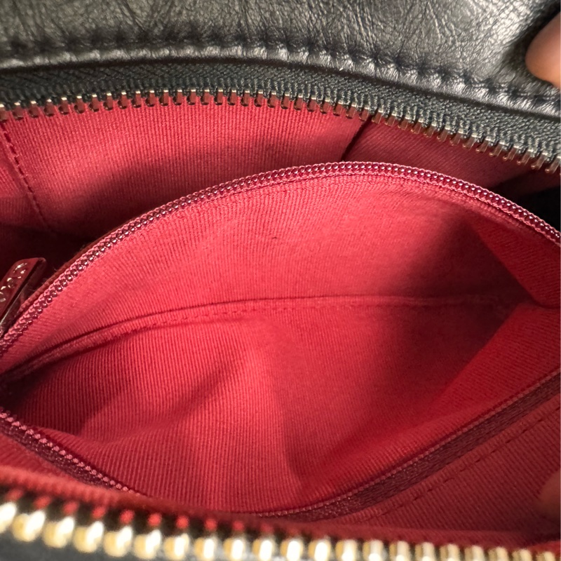 流浪包小仿舊小牛皮、光滑小牛皮、金色、銀色及鍍釘金屬-19