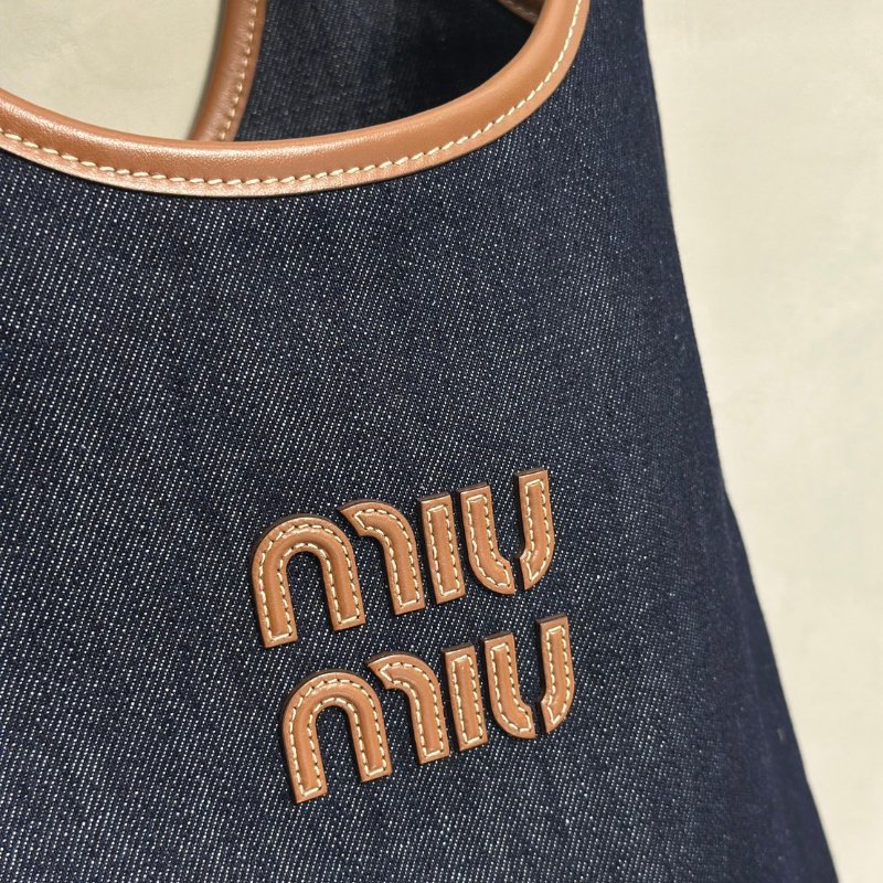 Miu Miu Ivy單寧托特包-10