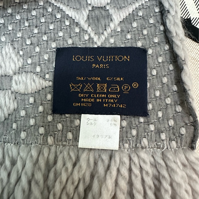 Louis Vuitton 羊毛灰圍巾-8