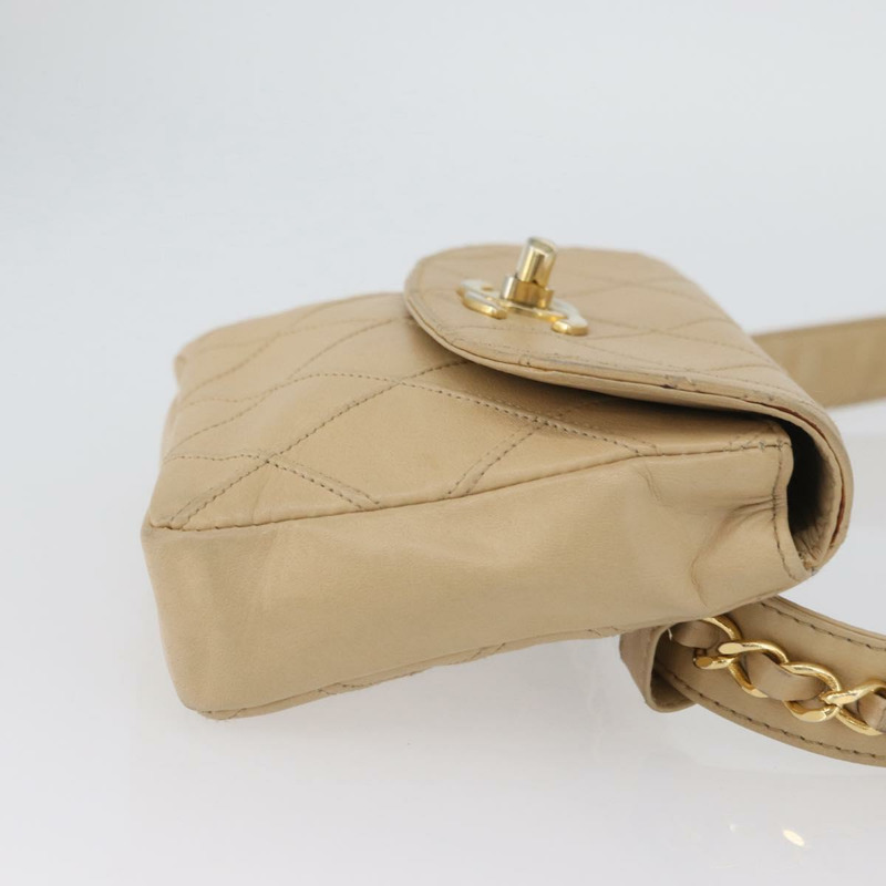 【日本直送】香奈兒腰包 羊皮 米色 金色 CC 標誌 Auth bs34038-2