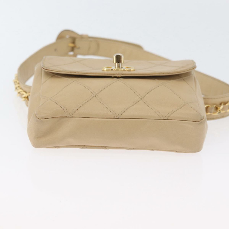 【日本直送】香奈兒腰包 羊皮 米色 金色 CC 標誌 Auth bs34038-4