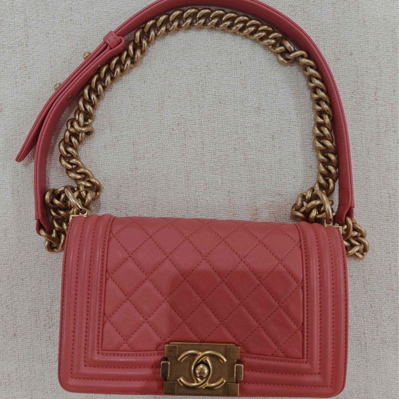 CHANEL香奈兒 菱格金扣 Leboy 小號 粉色羊皮 有卡。-3