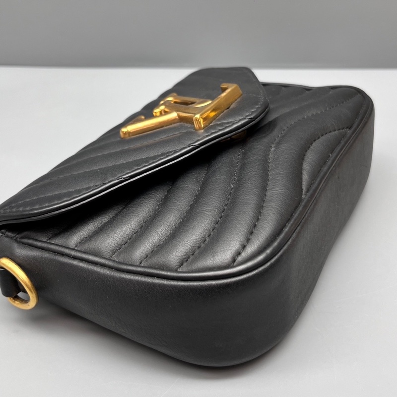 LV 路易威登 黑色New wave三合一鏈條包 尺寸18*13-4