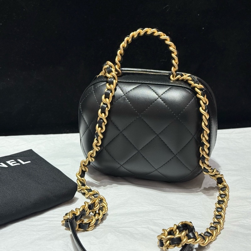 chanel 香奈兒 22P黑金手柄膠囊包 尺寸約13.5✖️15.5-1
