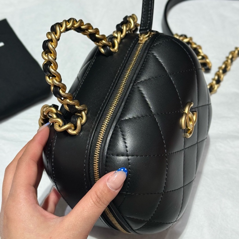 chanel 香奈兒 22P黑金手柄膠囊包 尺寸約13.5✖️15.5-2