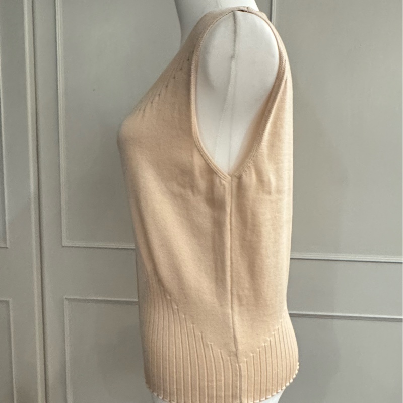《新歡舊愛》正品CHANEL香奈兒奶茶色針織背心上衣外套-4