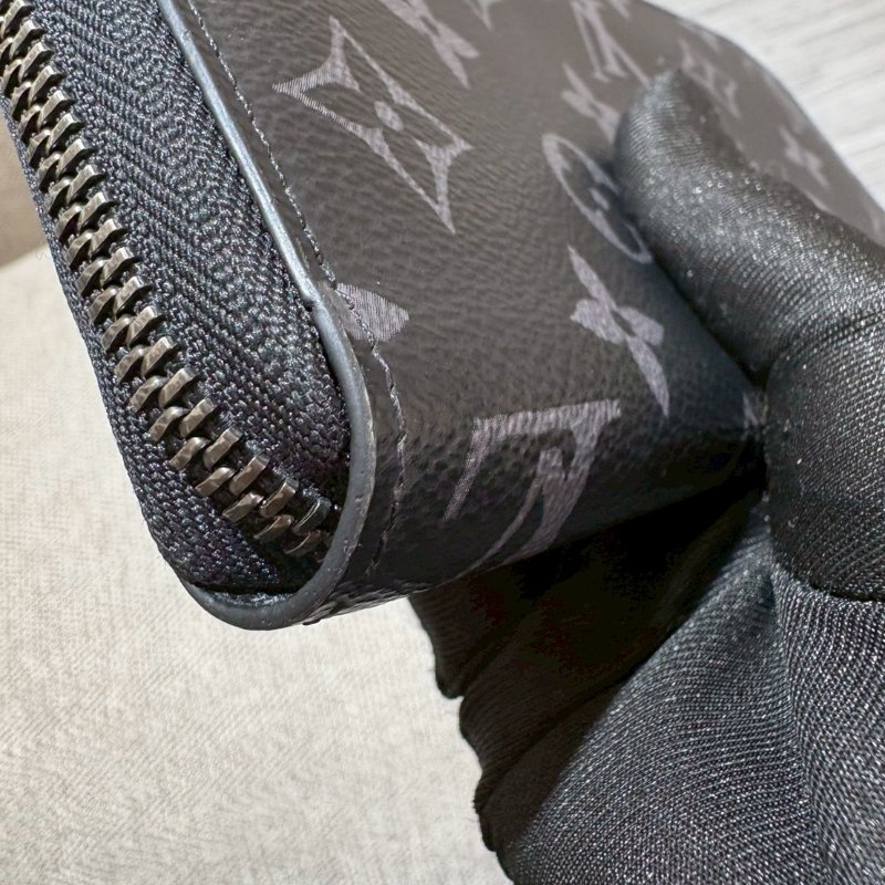 Louis Vuitton 黑老花拉鏈長夾-7