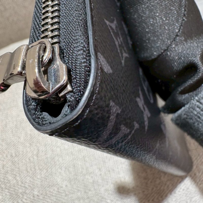 Louis Vuitton 黑老花拉鏈長夾-9