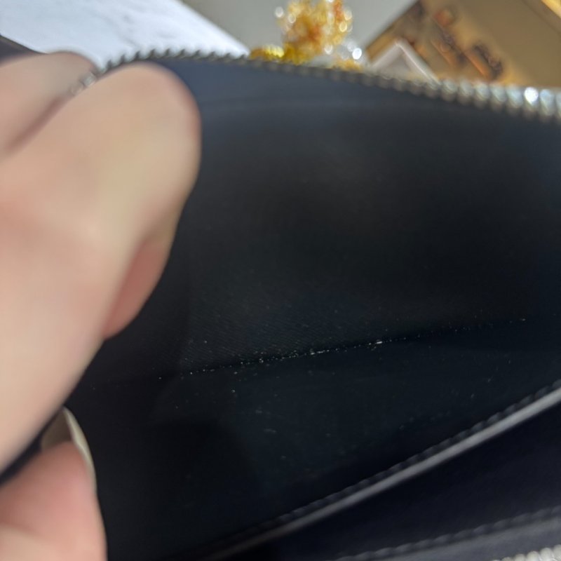 Louis Vuitton 黑老花拉鏈長夾-17