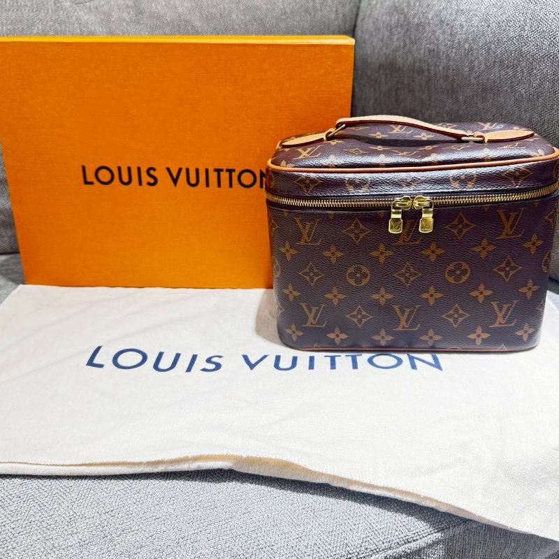 Louis Vuitton Nice bb 化妝包-0