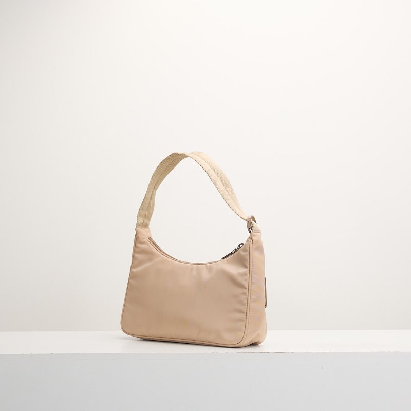 二手Prada Hobo 2000 腋下包/奶茶色-2