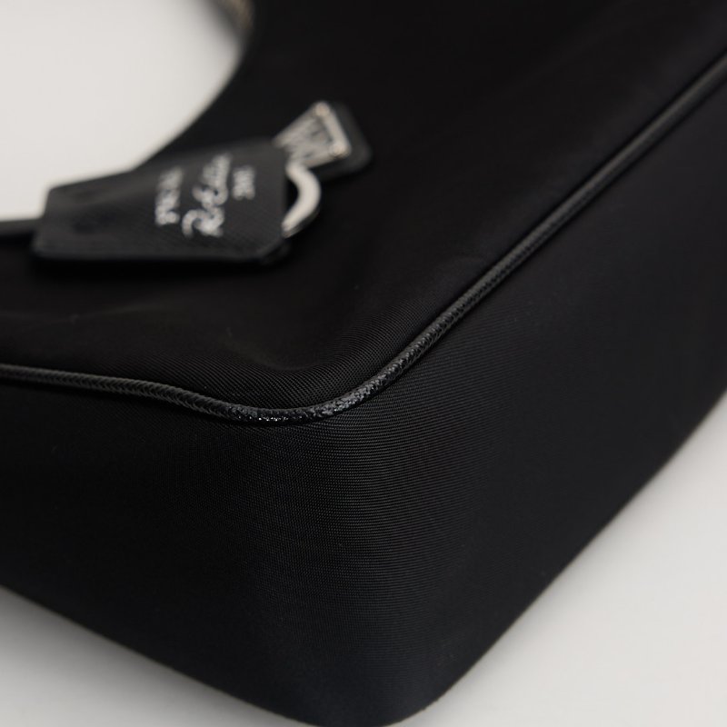 二手Prada hobo 2005 新款腋下包/黑色-6