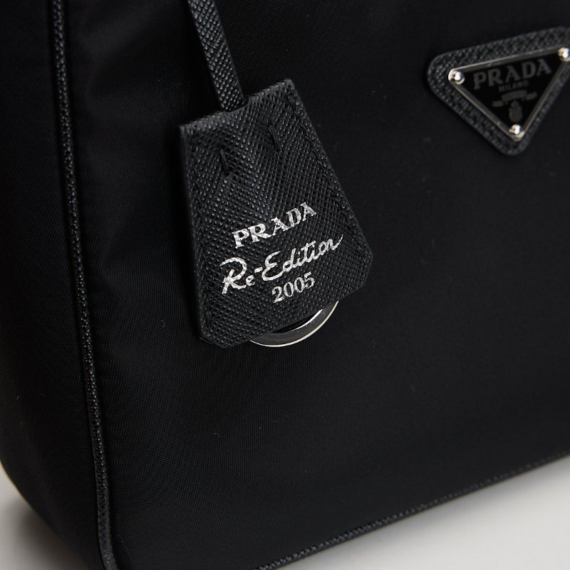 二手Prada hobo 2005 新款腋下包/黑色-7