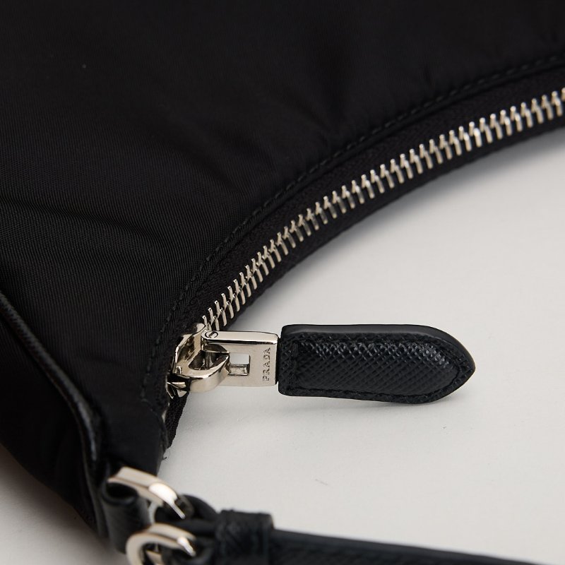 二手Prada hobo 2005 新款腋下包/黑色-8