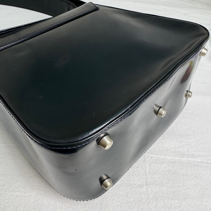 Versace經典黑色漆皮包🖤 Vintage 中古 二手 肩背包 斜背包-12