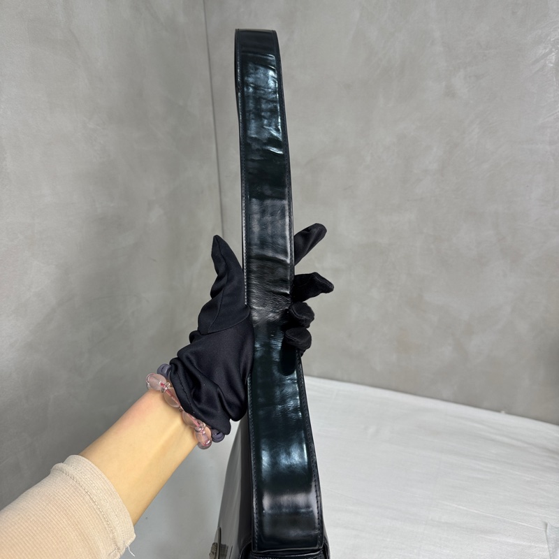 Versace經典黑色漆皮包🖤 Vintage 中古 二手 肩背包 斜背包-19