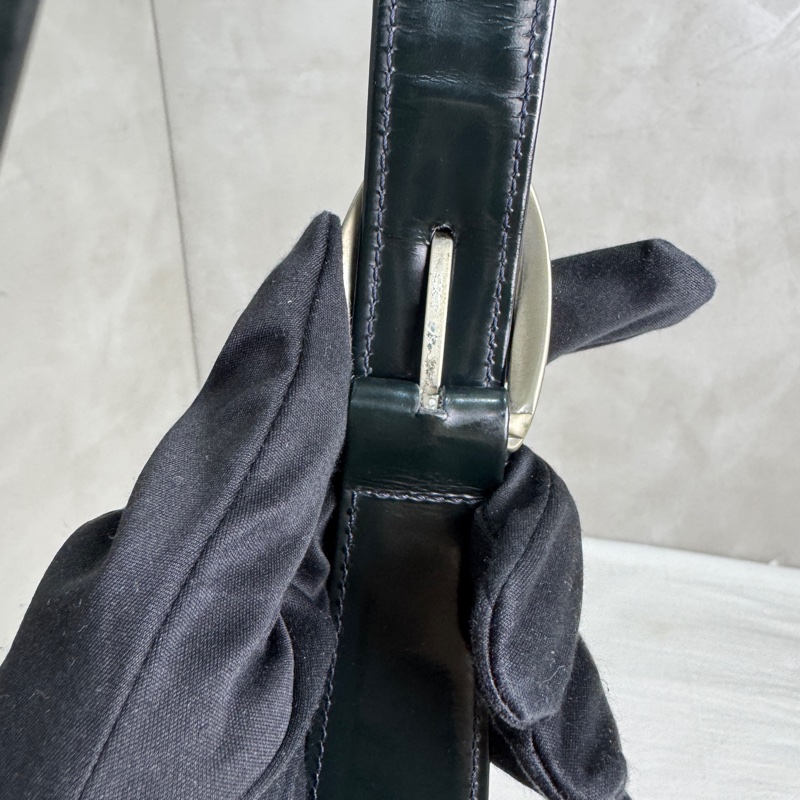 Versace經典黑色漆皮包🖤 Vintage 中古 二手 肩背包 斜背包-20