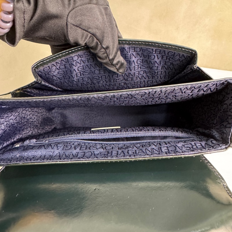 Versace經典黑色漆皮包🖤 Vintage 中古 二手 肩背包 斜背包-25