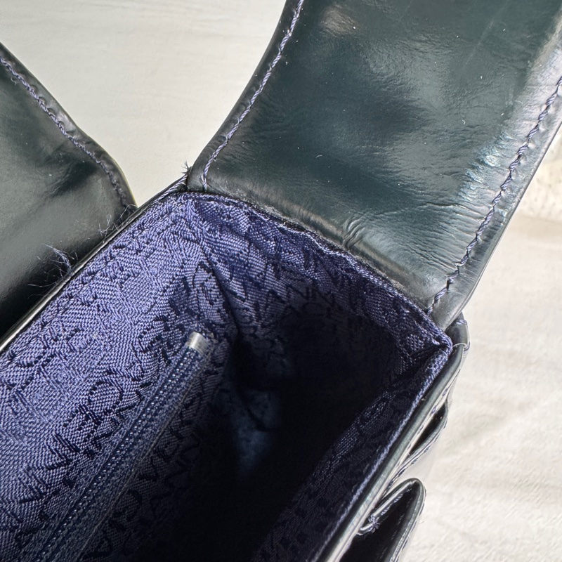 Versace經典黑色漆皮包🖤 Vintage 中古 二手 肩背包 斜背包-30