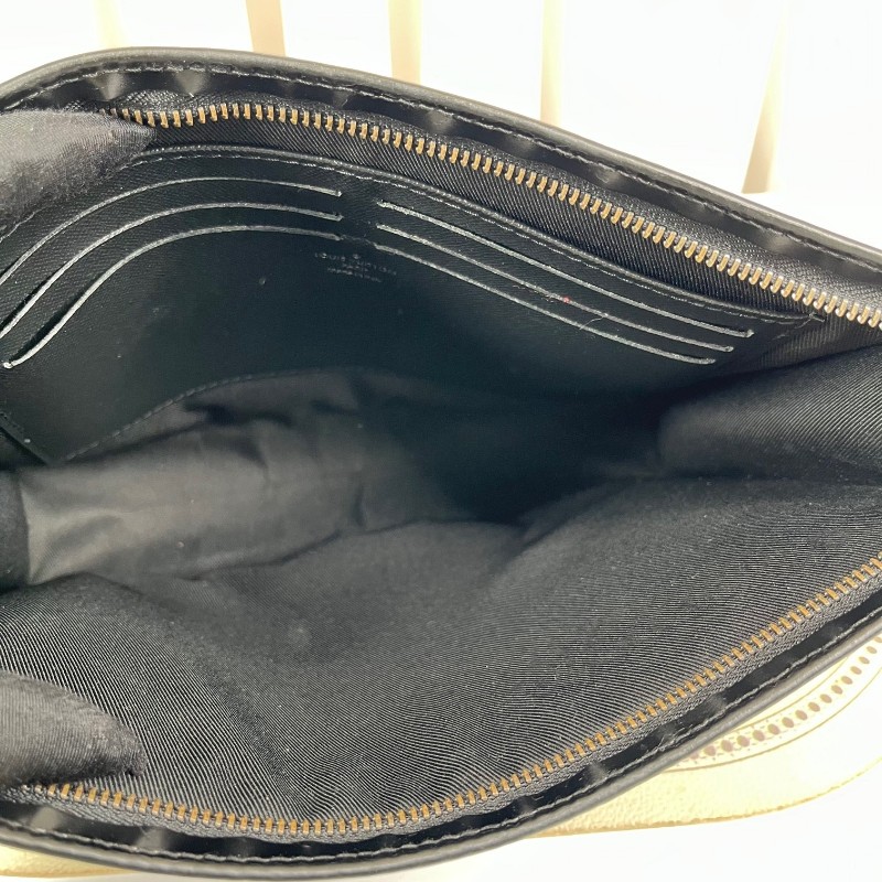 LV路易威登 灰色老花洗漱包 經典滿印設計 拉鍊開合 內裡乾淨整潔-12