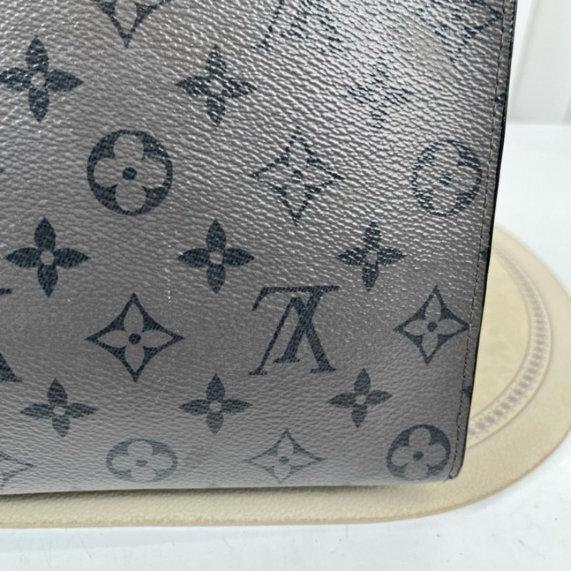 LV路易威登 灰色老花洗漱包 經典滿印設計 拉鍊開合 內裡乾淨整潔-22