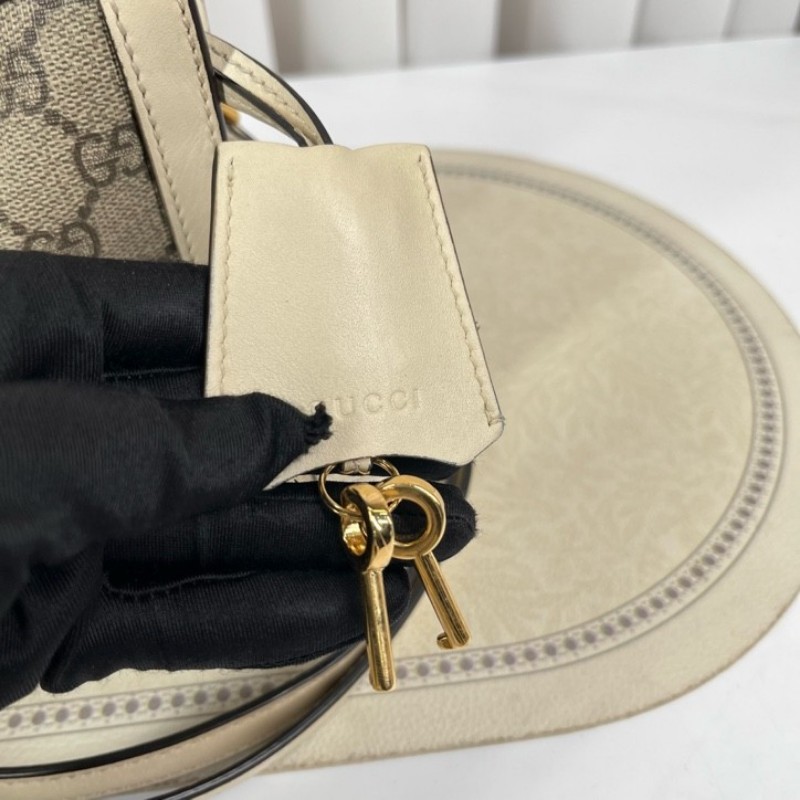 cq zyy GUCCI古馳 Padlock小號老花鏈條包 米白拼色 經典款 容量實用 手機錢包都能裝 日常出門很方便 百搭不挑衣服-17