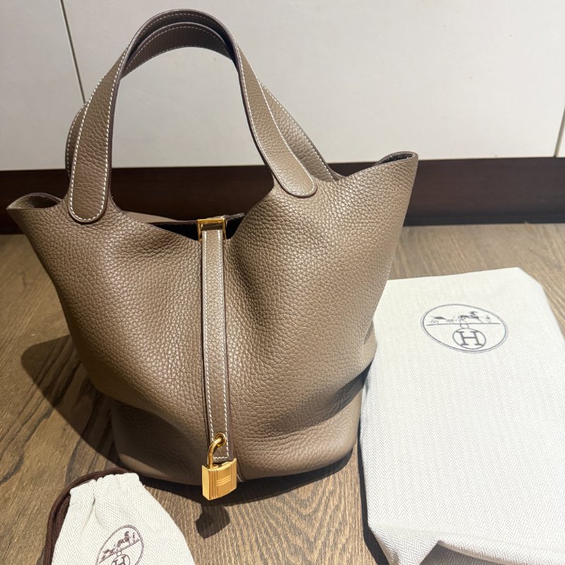 hermes愛瑪仕 經典Picotin Lock金釦手提水桶包(大象灰)-0
